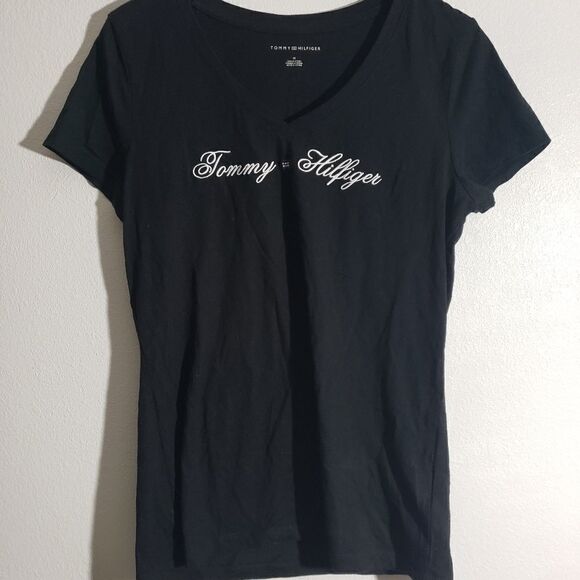 Retro Tommy Hilfiger tee - Picture 1 of 4